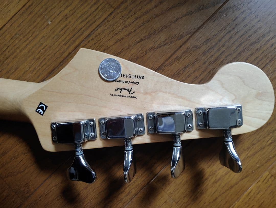 Squier BRONCO BASS テレキャスターベースピックアップに交換