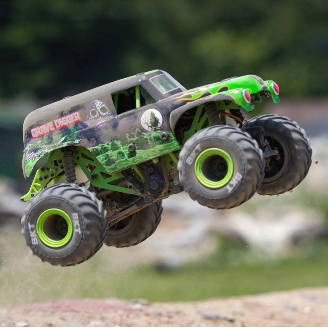 ホビーラジコン LOSI MINI LMT 4X4 Grave Digger RTR