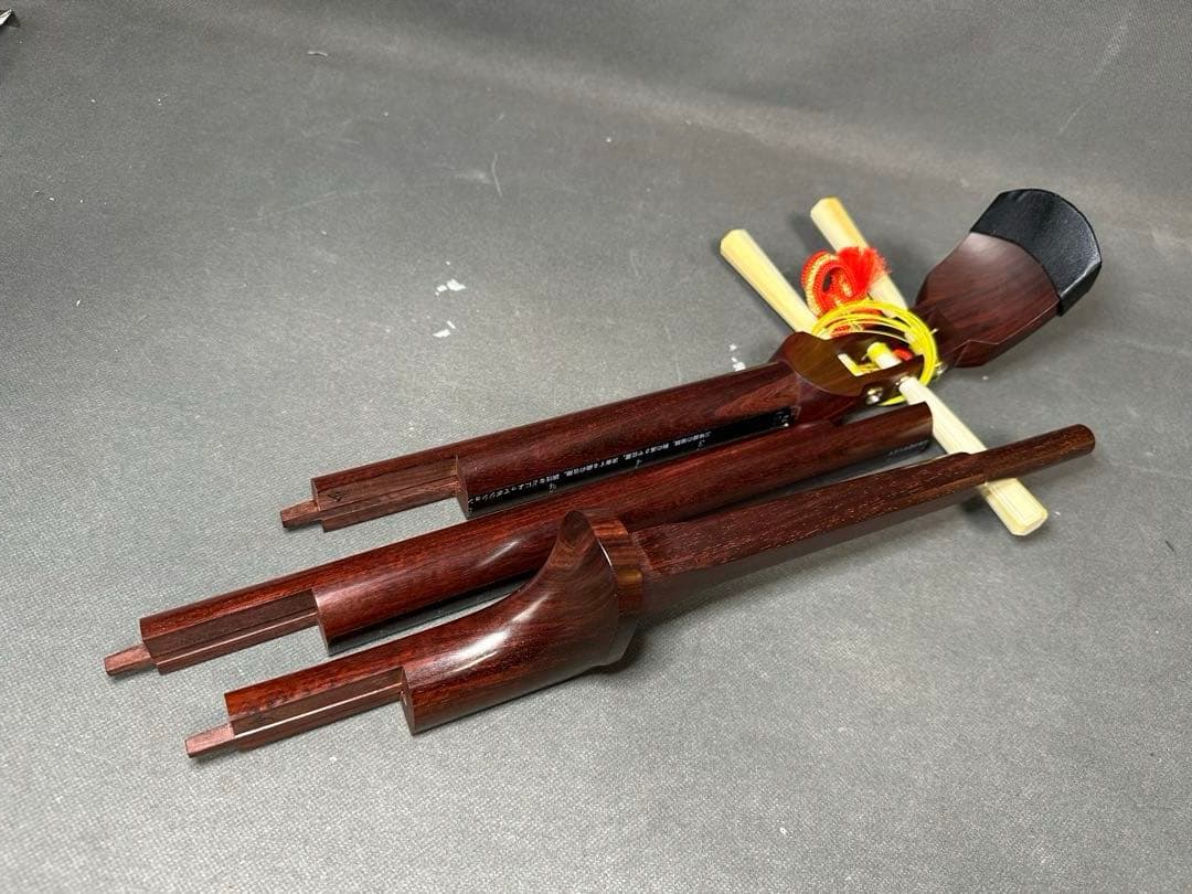 三味線 紅木　紫檀製　純銀刻印　天然素材 　弦楽器　民謡 伝統楽器