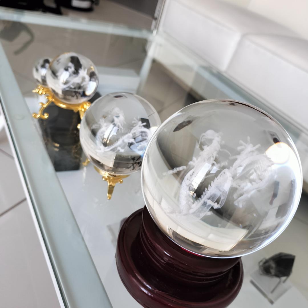 レーザーで彫られた龍の丸珠[tKEL]10cm　特大サイズ☆当店人気商品