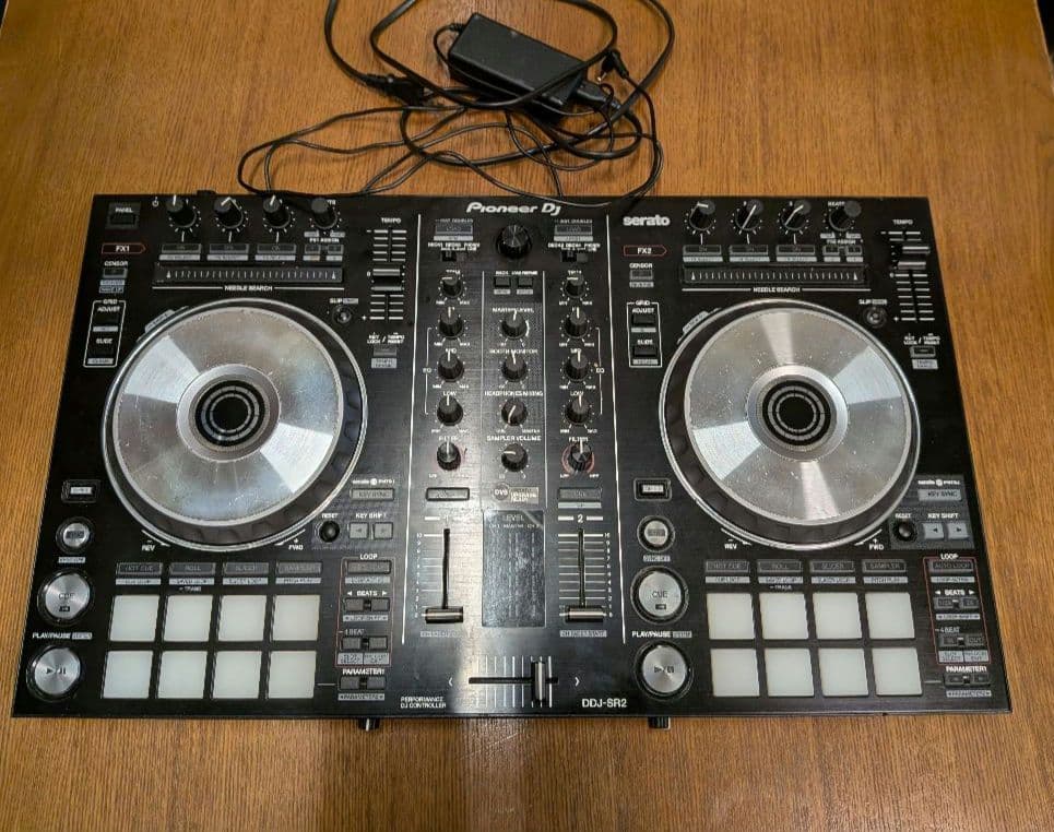 Pioneer DDJ-SR2 DJコントローラー