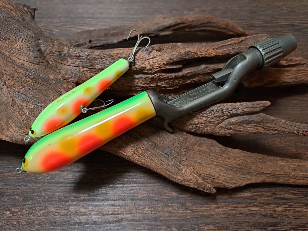 一点物　ザウルス　バルサ50　ビッグラッシュそっくりグリップ　アブ　道楽　ヘドン