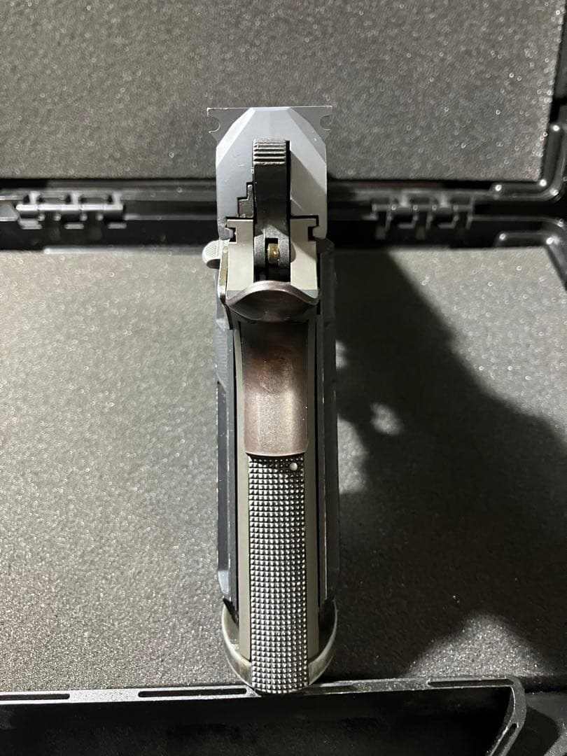 m1911 ガバメント　カスタム　ハンドガン　グリップ