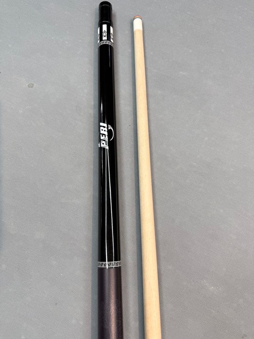 PEI ビリヤードキュー 黒・ナチュラル