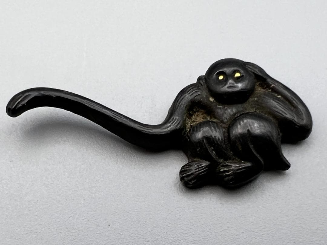 【海】江戸明治金工　長手猿図　金目　手彫　目貫一体　銅製鍍金　骨董品　箱付