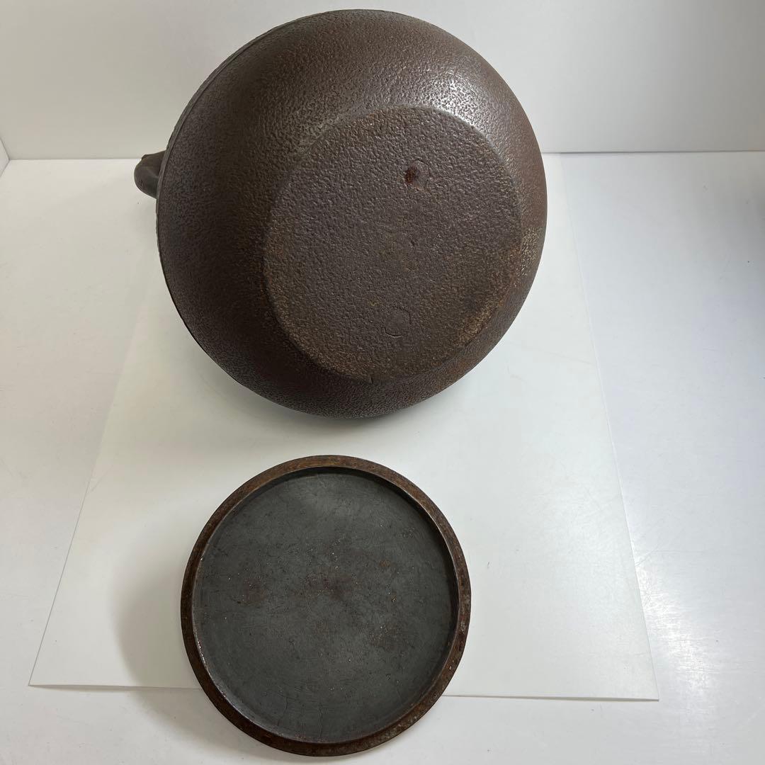 南部鴻栄堂造　桜尽鉄瓶　4833g 高さ35㎝　東な7-1213①