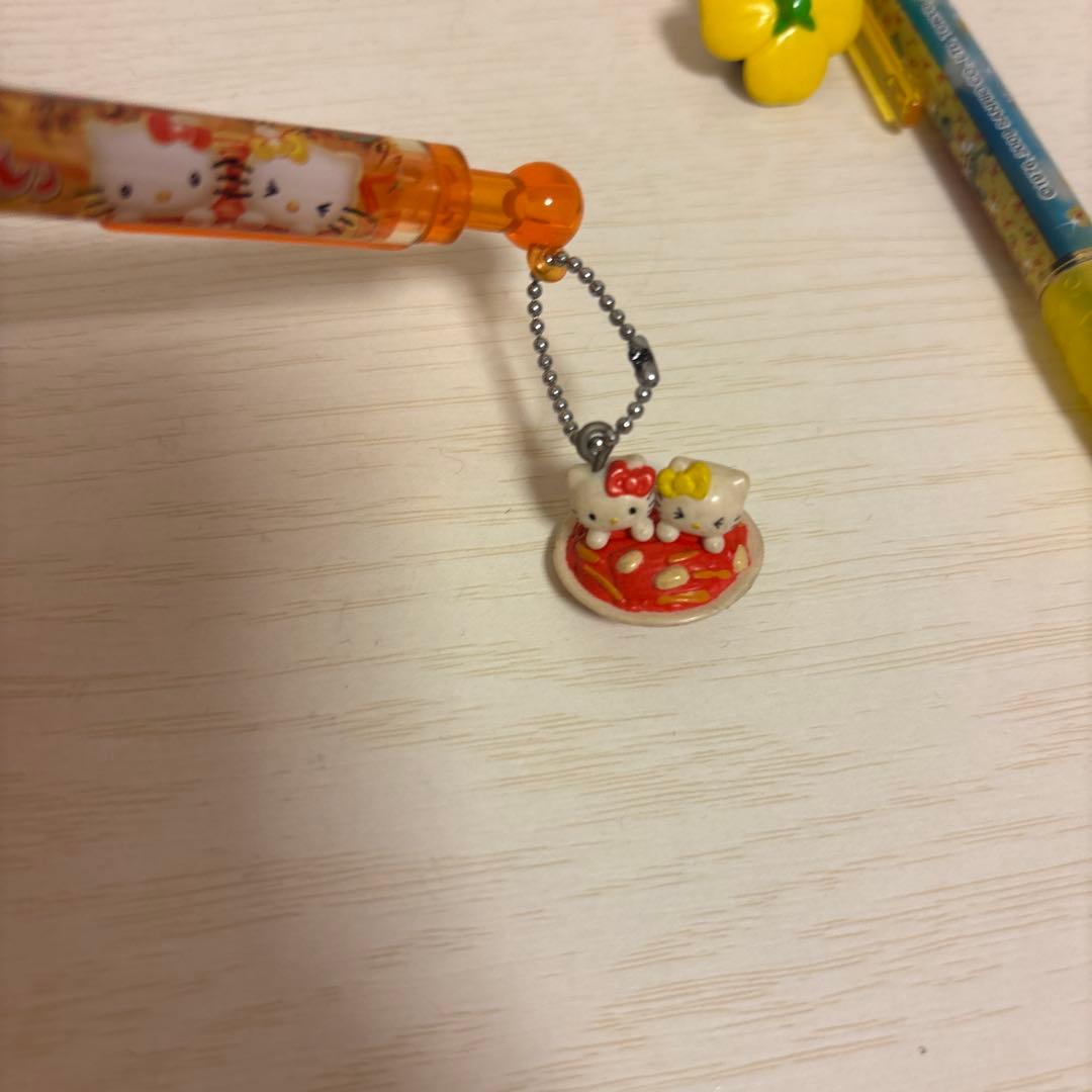 【最終値下げ❗️】キティ　ご当地ボールペン