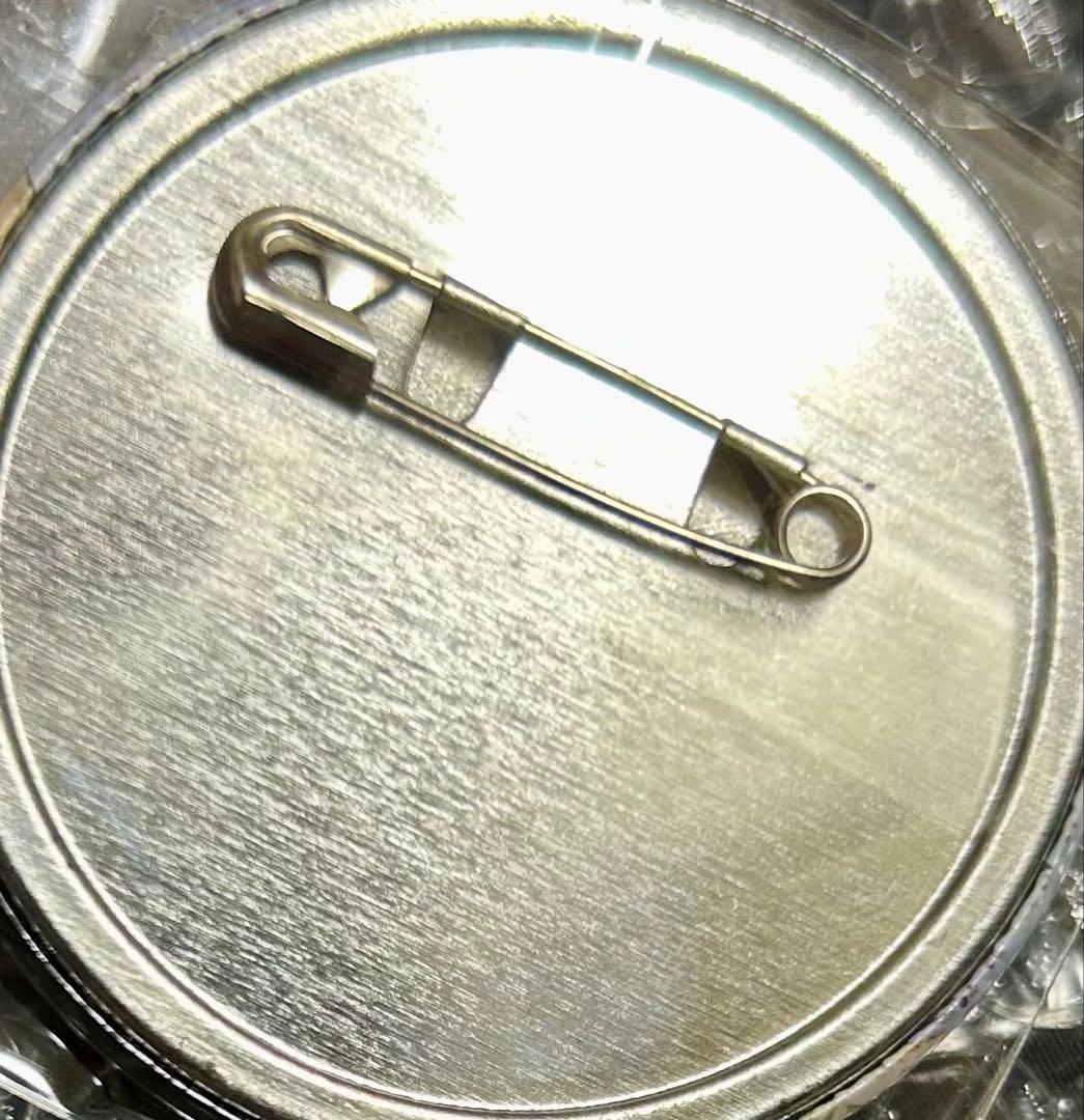 東京喰種　金木研＆霧嶋董香　缶バッジ