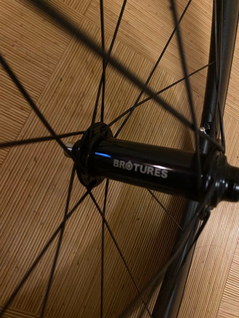 ゴクウさ品 BROTURES カーボンホイール