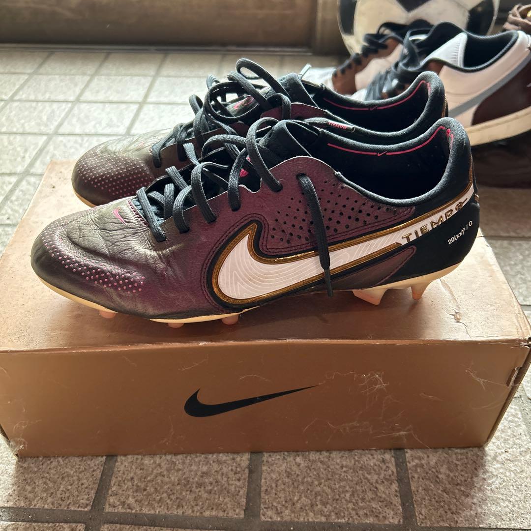 ナイキ ティエンポ レジェンド 9 エリート FG サッカースパイク