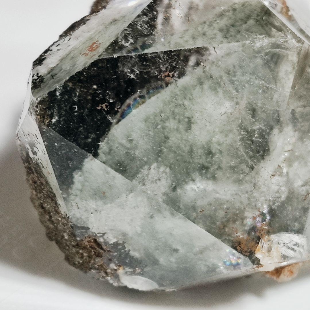 パワーストーン　天然石　ガーデンクリスタル　レインボー入り　196g　No117