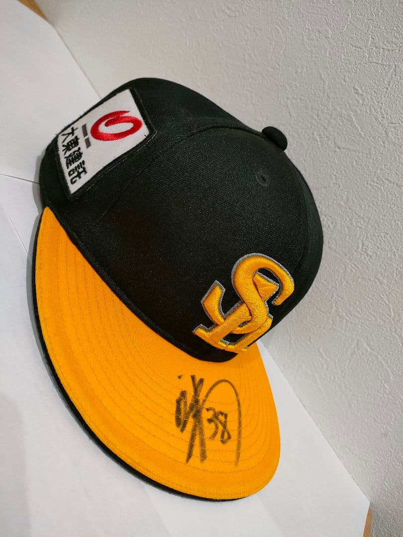 ソフトバンクホークス帽子（本物）