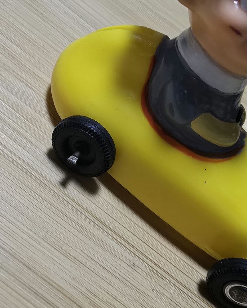 ソフビ かんぎんのばらチャン ロッキングチェアと車