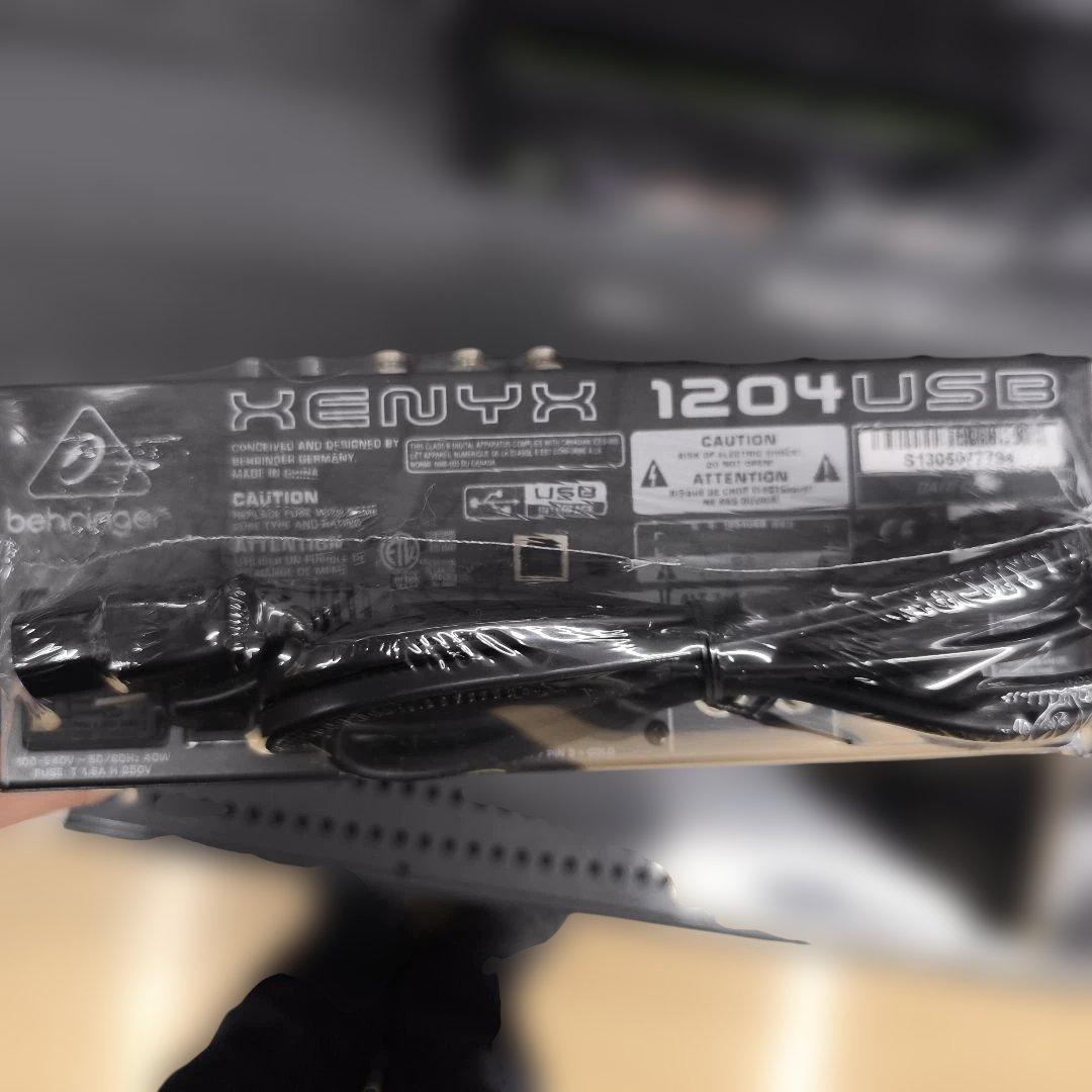 【美品】Behringer XENYX 1204USB DJミキサー