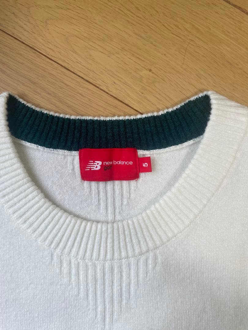 New Balance ホワイト セーター