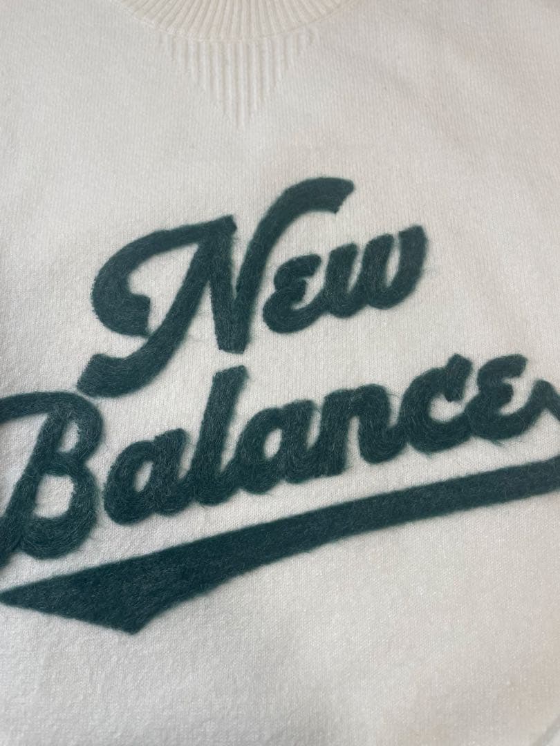 New Balance ホワイト セーター