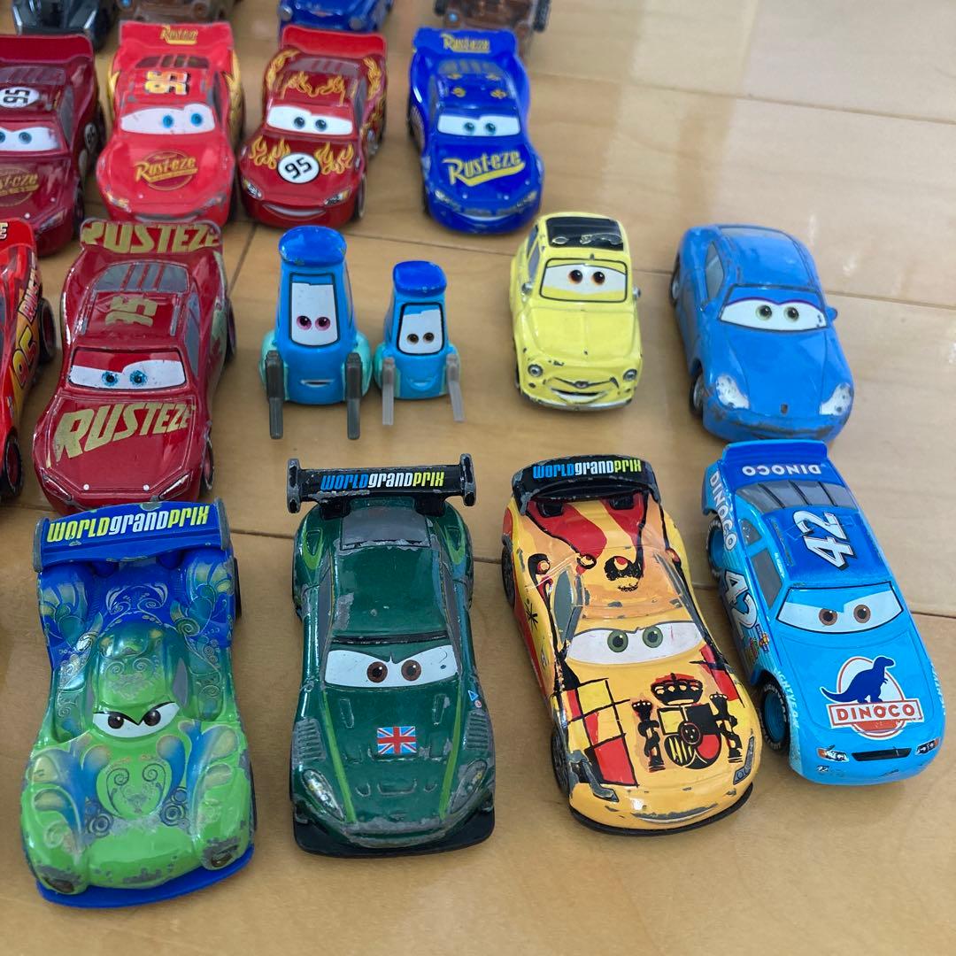 カーズ トミカ　セット　おまけ付き