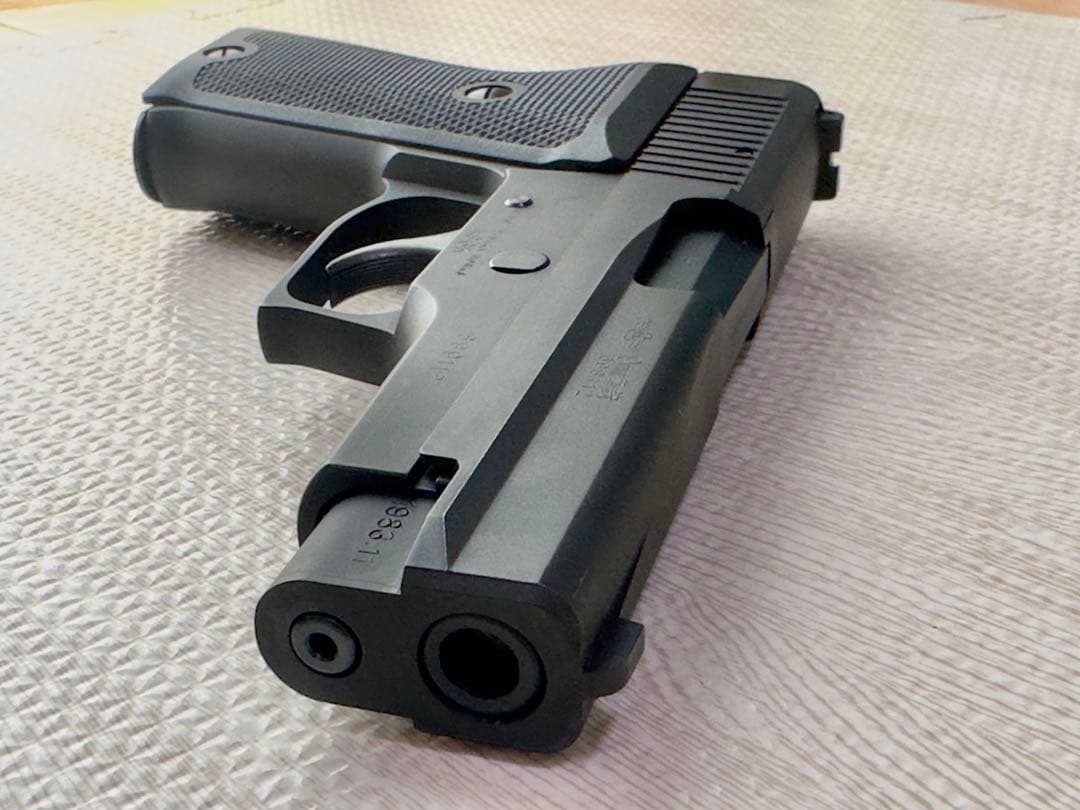 貴重！タナカ SIG P220 航空自衛隊 9mm拳銃 ヘビーウェイトVer.2
