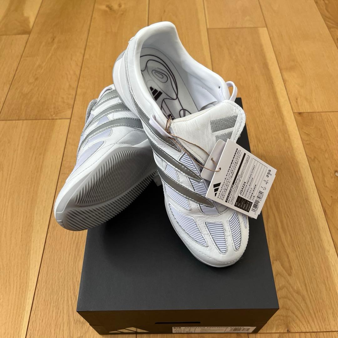 adidas プレデター プレシジョン ストリート ホワイト 抽選 スニーカー