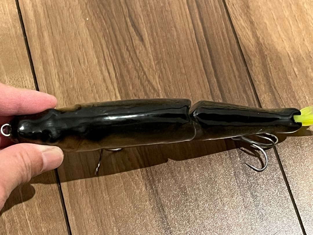 ジョインテッドクローマグナム 魚皮