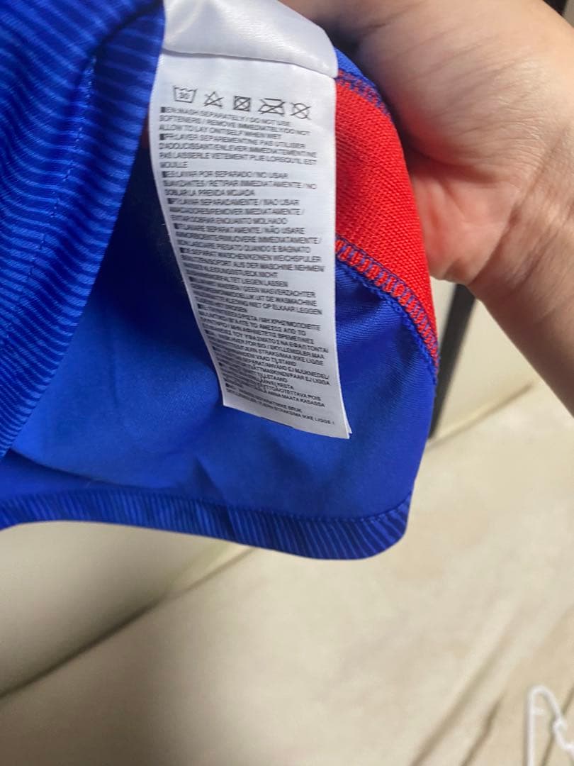 サッカー　フィルフォーデンユニフォーム、イングランドMサイズサイ