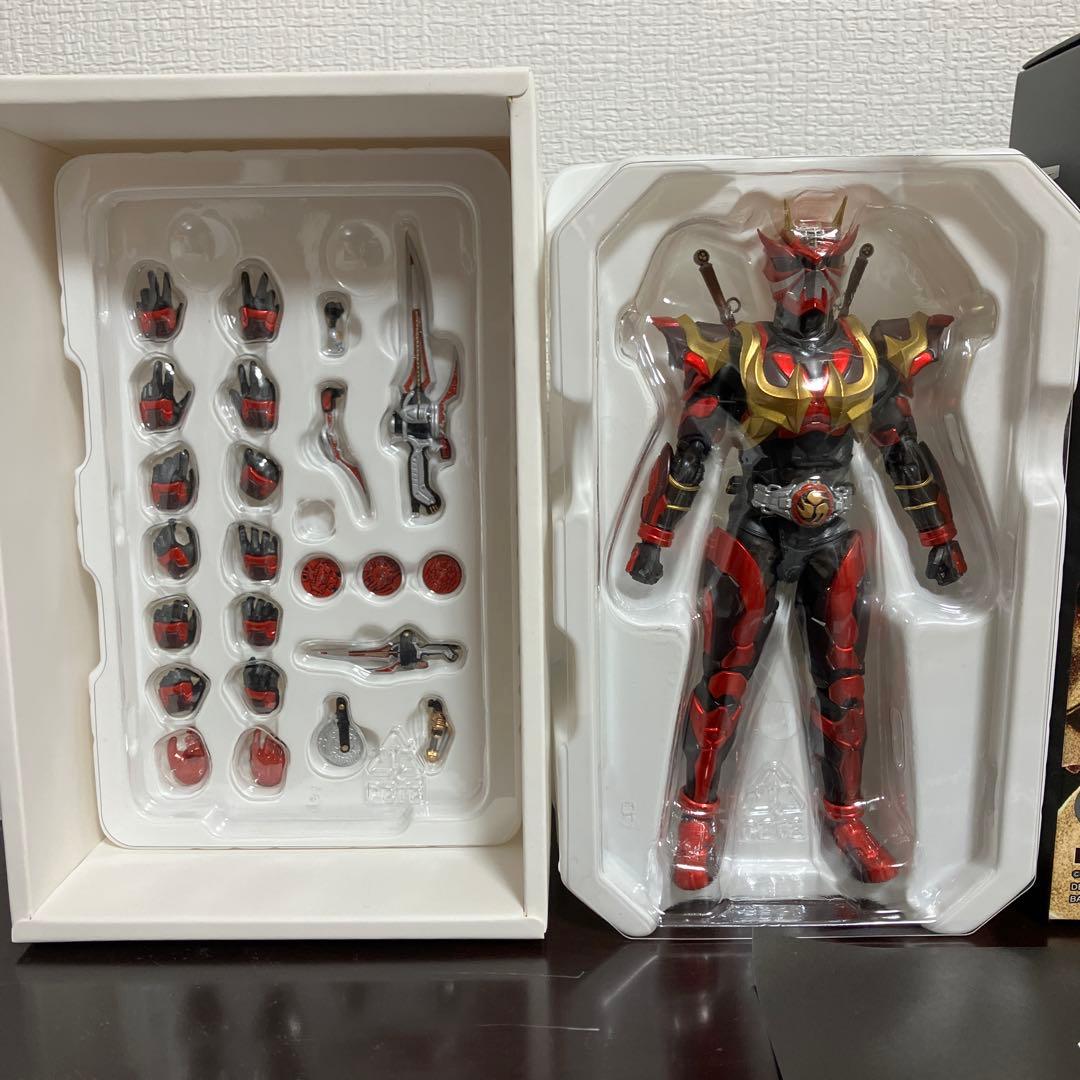 真骨彫製法　仮面ライダー装甲響鬼