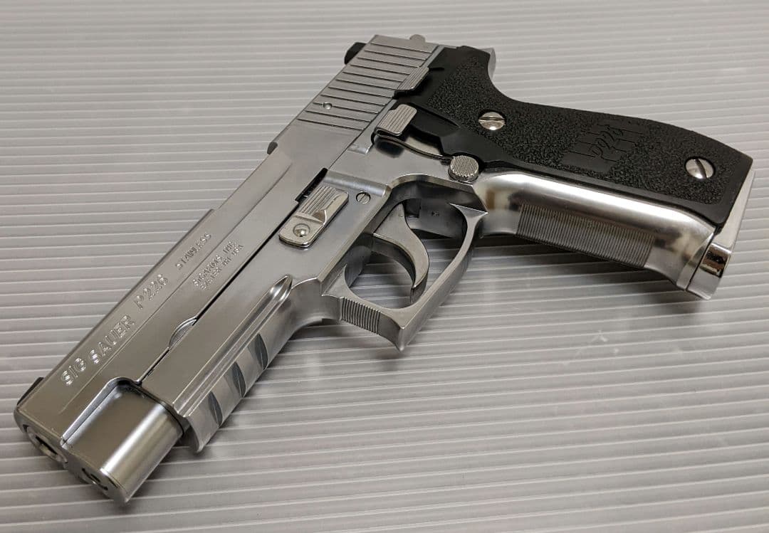 東京マルイ SIG シグ  P226R  クロームステンレス