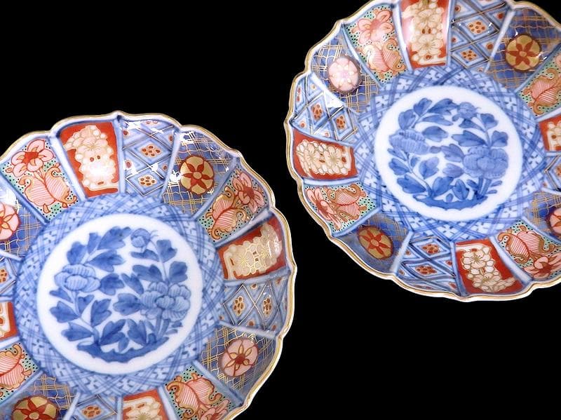 大聖寺伊万里　金襴手 菊花型　牡丹の図　4寸皿　2枚　C457AS-CVs