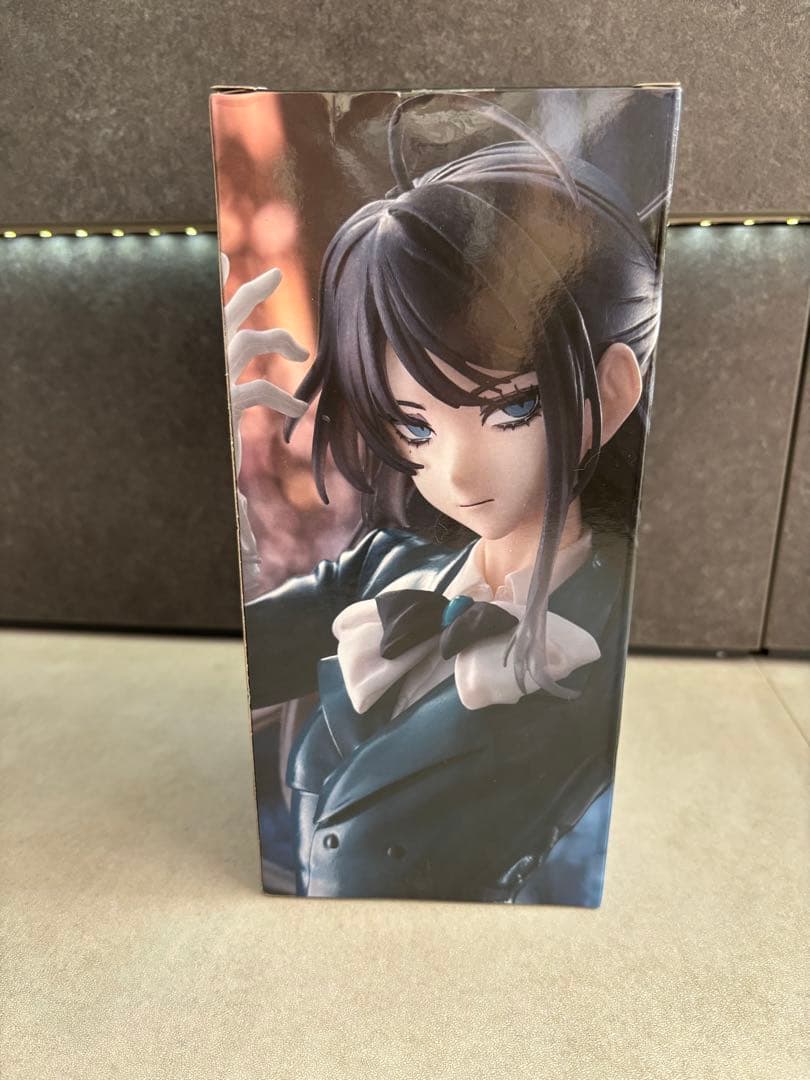 ラウンドワン限定】 Ado フィギュア〜Winter ver.〜