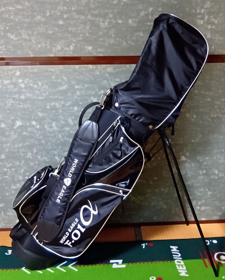 WORLD EAGLE スタンド式ゴルフバッグとクラブセット