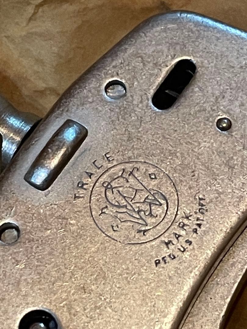 スミスアンドウェッソン　smith&wesson ハンドカフ　アメリカ製