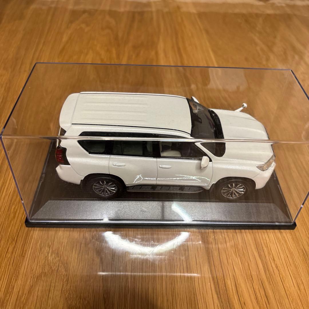 ランドクルーザー プラド 1/30 ミニカー　非売品