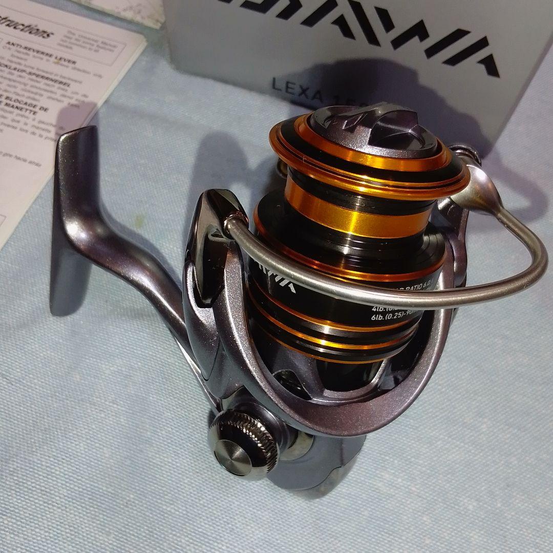 【未使用品】DAIWA LEXA 1500SH スピニングリール 逆輸入版