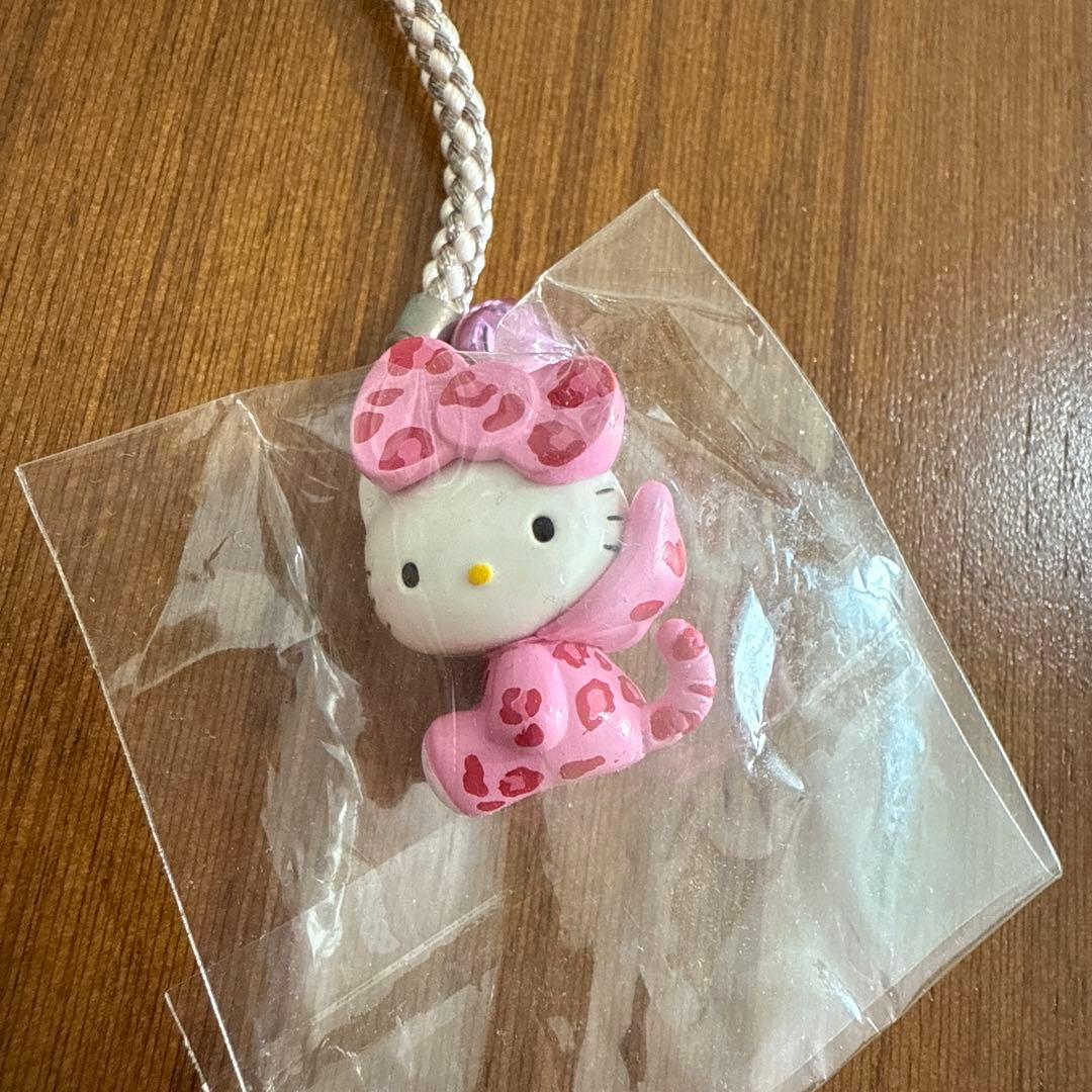 ご当地ハローキティ ヒョウ柄ストラップ 2個セット　大阪限定