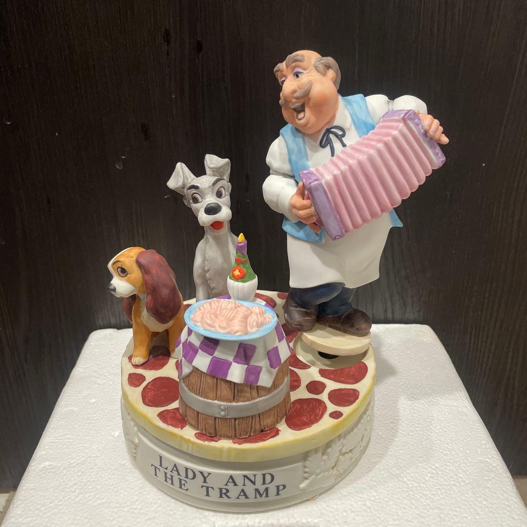 【専用】Lady and the Tramp フィギュア　オルゴール