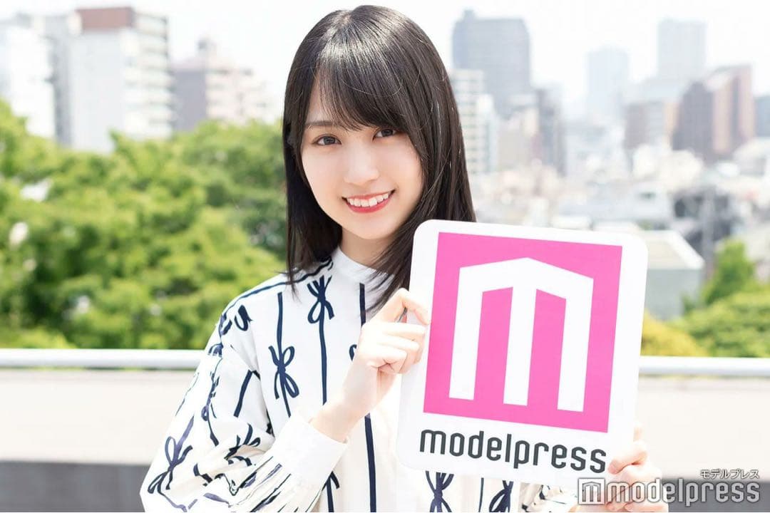 乃木坂46 賀喜遥香1st写真集『まっさら』発売記念直筆サイン入りチェキ