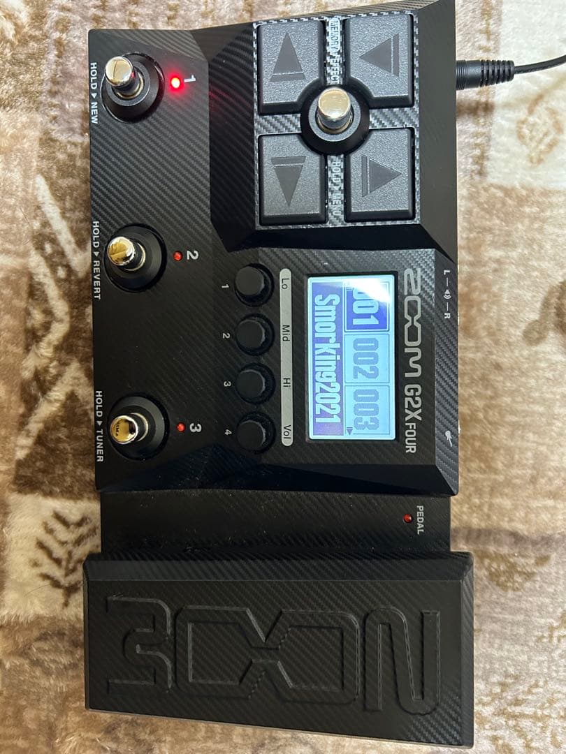 Zoom G2X Four ギターエフェクター