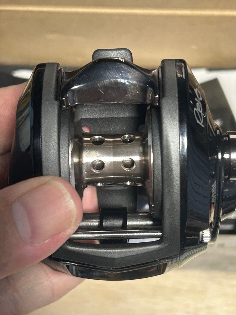 Abu Garcia REVO SX-L ベイトリール