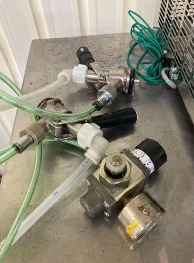 ビールディスペンサー 65E-60W