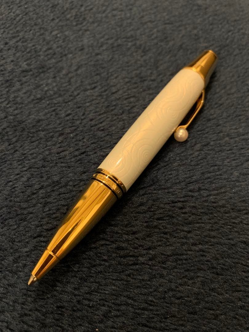 モンブラン　ボールペン　ボエムプレシャスメタルラッカー　パール