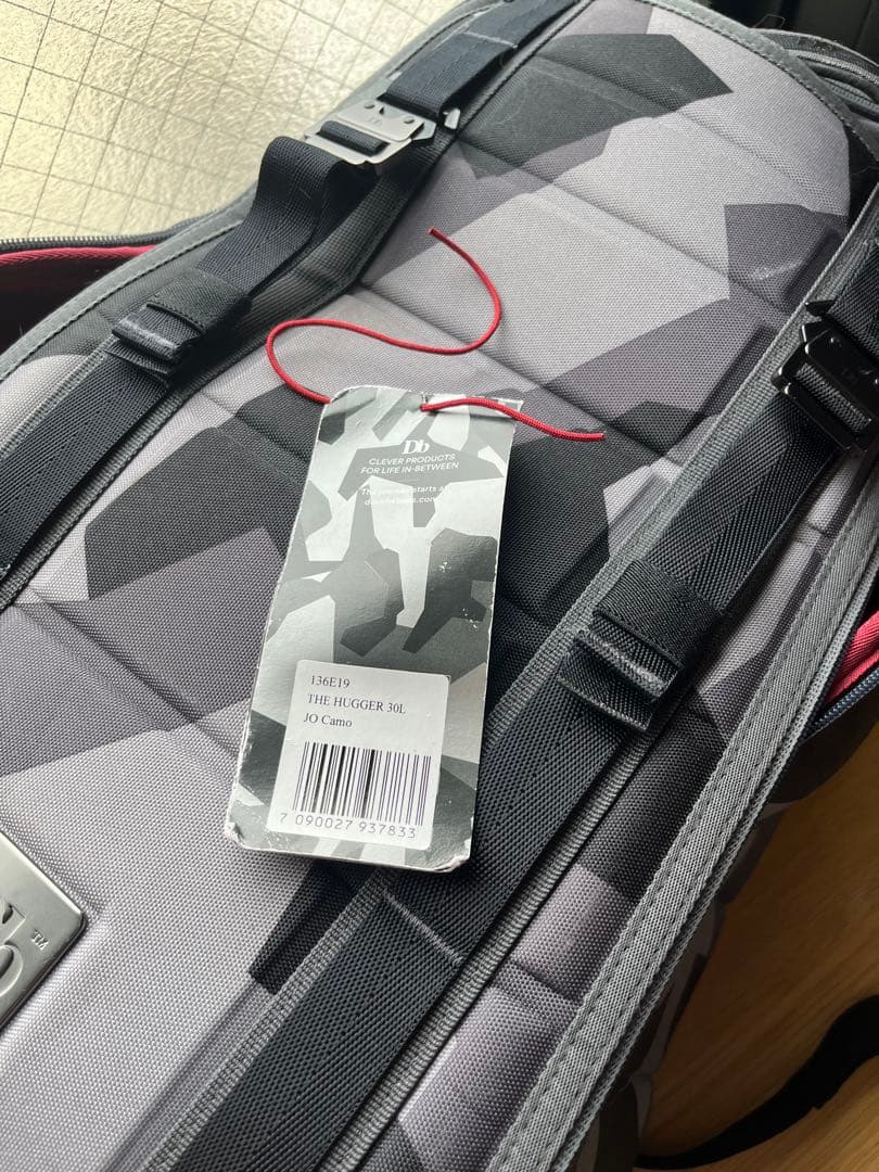 Douchebags Db The Hugger 30L EVA Camo 限定