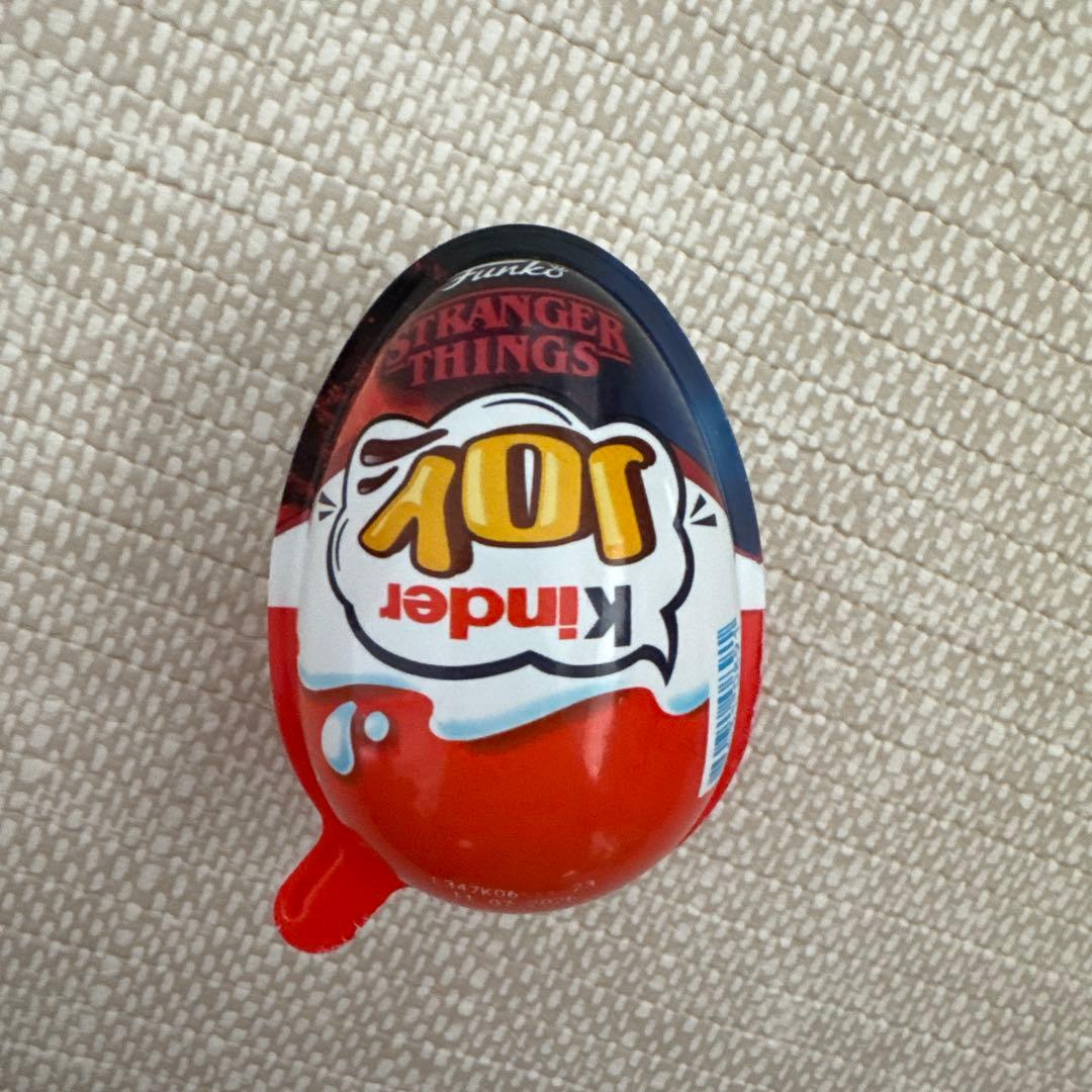 Stranger Things Kinder Joy キンダージョイ 10個