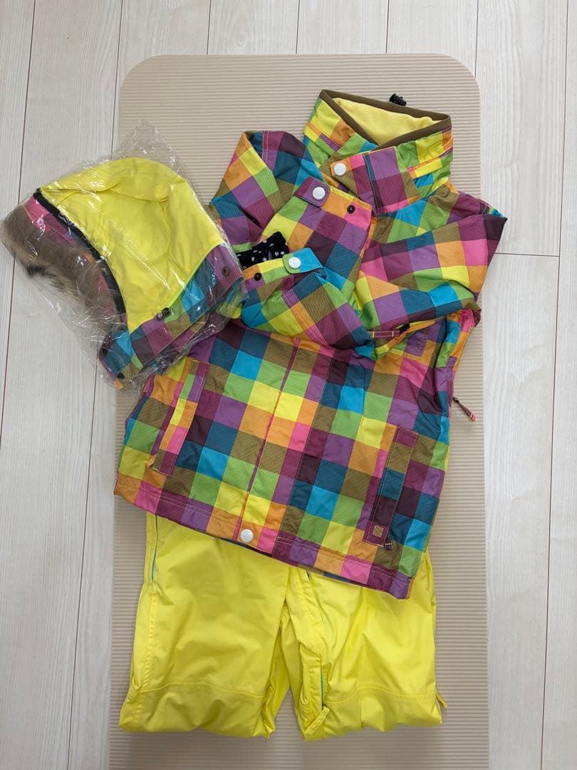 Sista.J マルチカラー チェック柄 スノーボードウェア