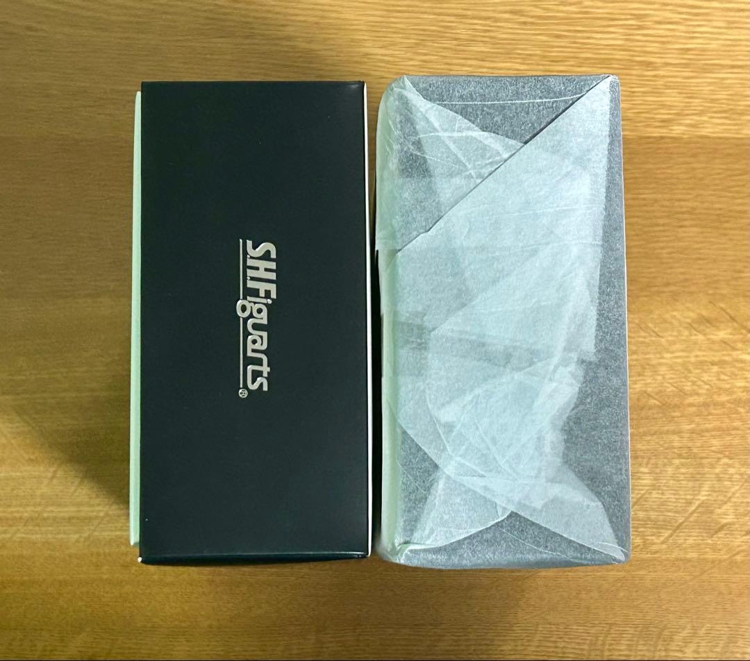 S.H.Figuarts 真骨彫 仮面ライダーBLACK シャドームーン セット