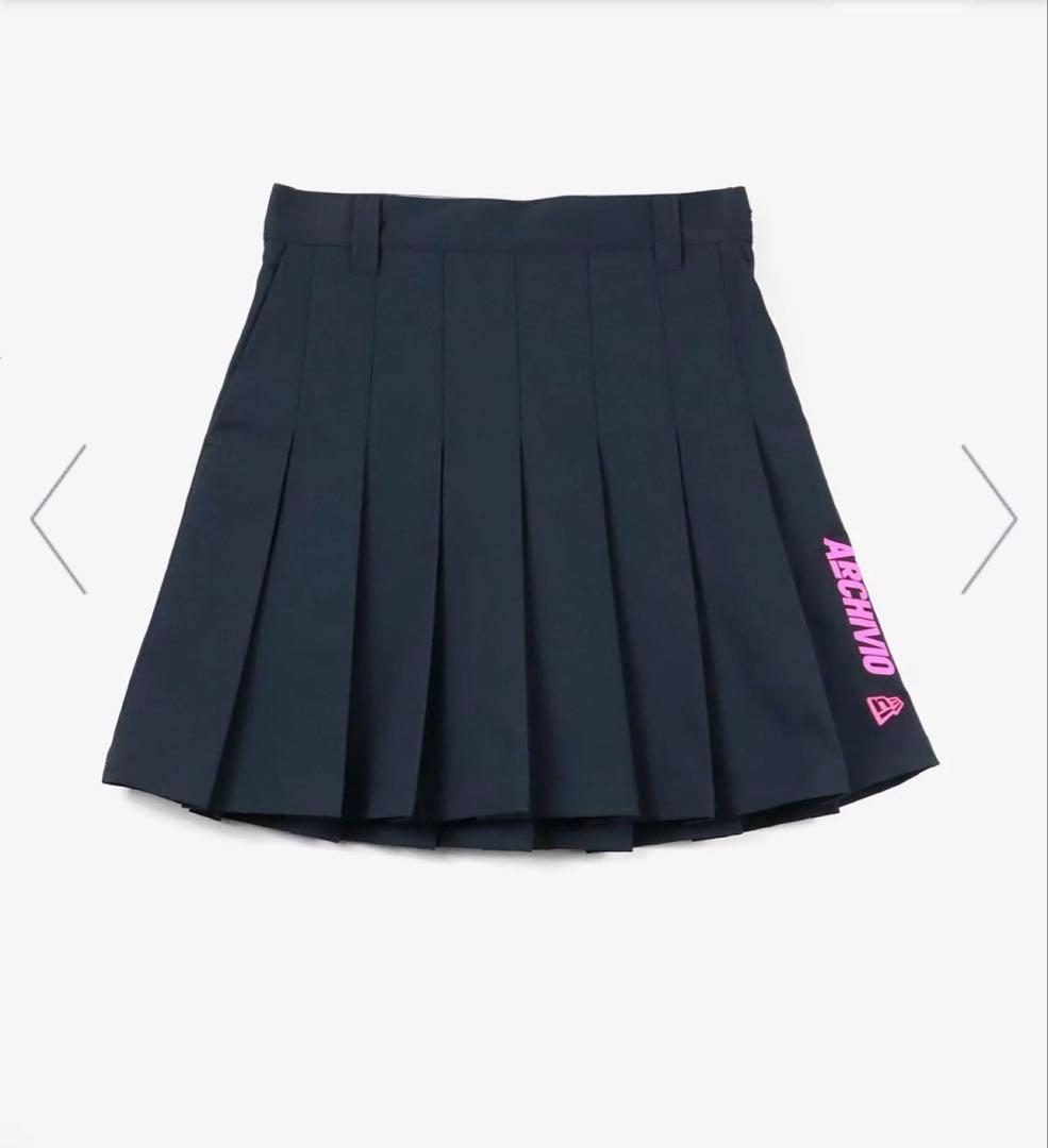 新品未使用　タグ付き　プリーツスカート　 NEW ERAコラボ　色はネイビー