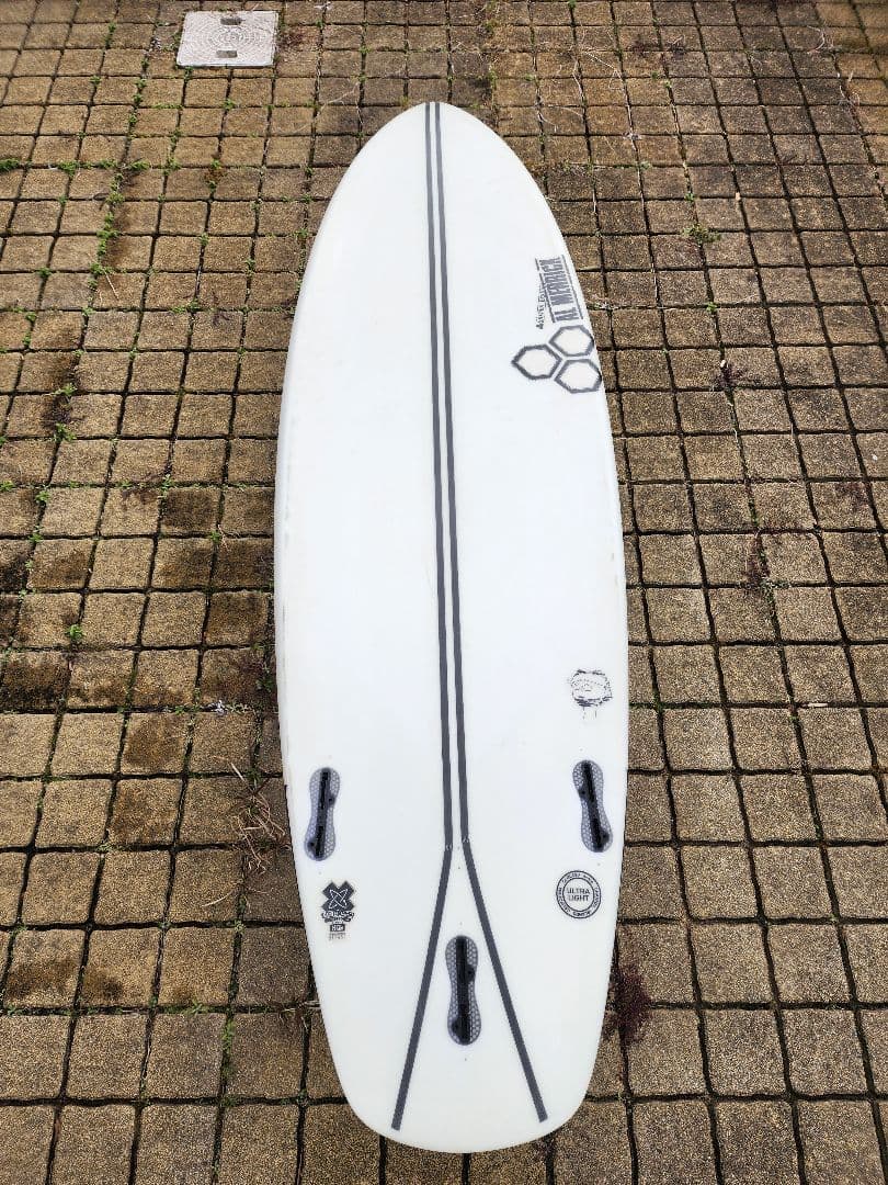 アルメリック ネックベアード6.0　ショートボード カラフルデッキ