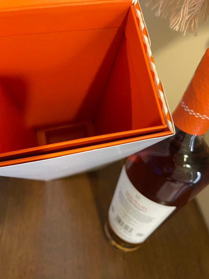 マッカラン　カラーコレクション　日本未販売　空港免税店限定18年 700ml