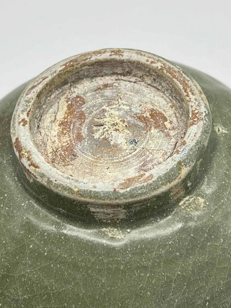 南宋時代～元時代　青磁 龍泉窯刻花唐草文碗　耀州窯皿　龍泉窯(C-76)