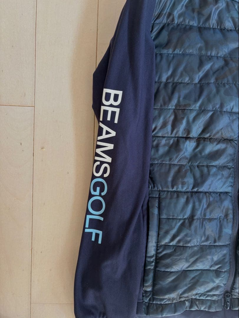 ビームスゴルフ ハイブリッド中綿ブルゾン　ブリーフィング uag