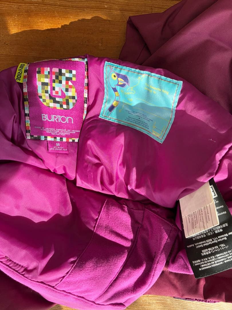 Burton スノーボードウェア　上下セット サイズM 136〜147